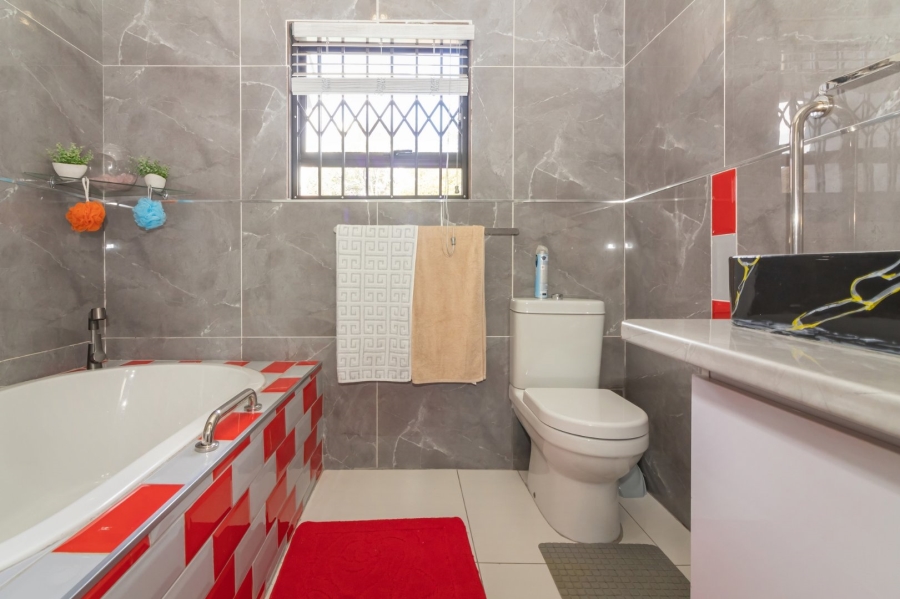4 Bedroom Property for Sale in West Park Free State